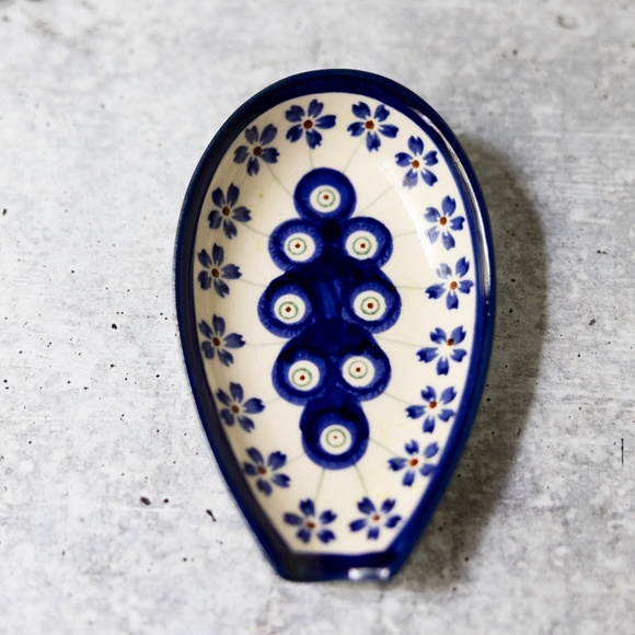 Polish Pottery Spoon Rest Flowering Peacock Pattern from Zaklady Boleslawiec 5" - Picture 1 of 8